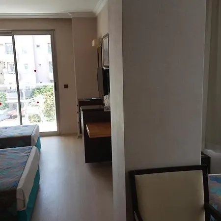 Sultan Sipahi מלון 4*